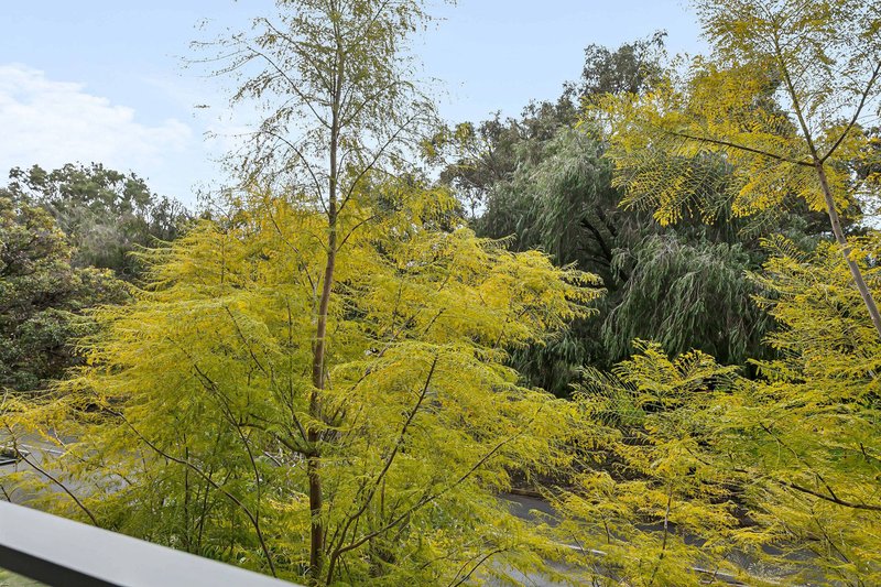 Photo - 9/61 Waverley Street, Dianella WA 6059 - Image 10
