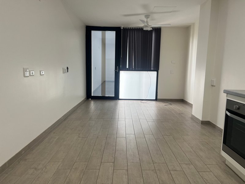 Photo - 9/62 Marsh Parade, Casula NSW 2170 - Image 1