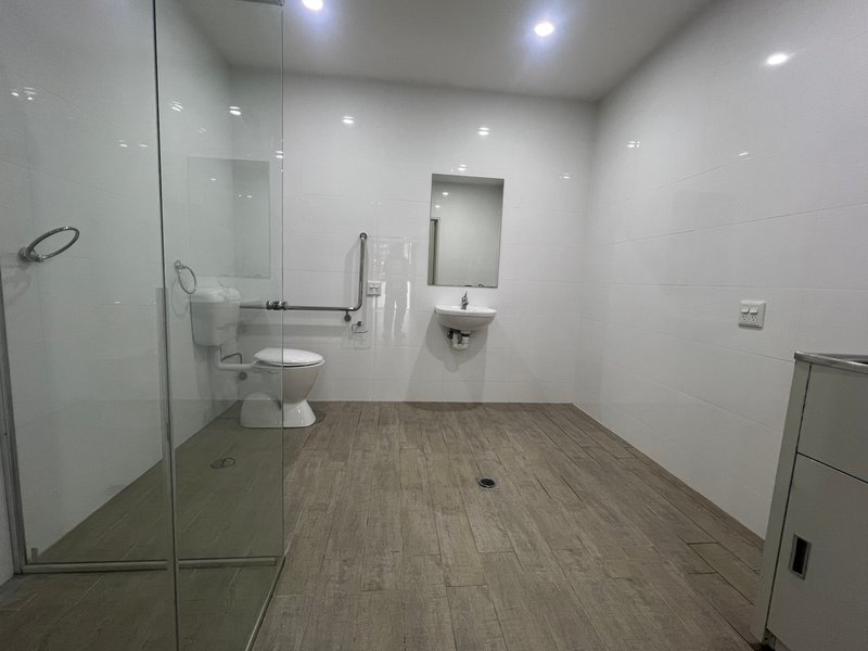 Photo - 9/62 Marsh Parade, Casula NSW 2170 - Image 4