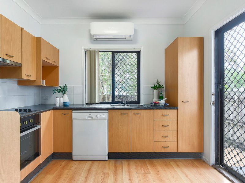 Photo - 9/63-67 Barron Street, Gordon Park QLD 4031 - Image 5
