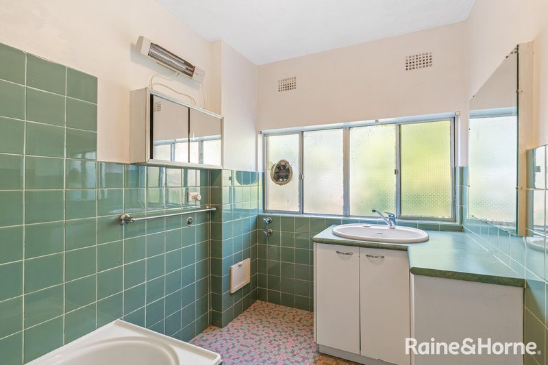 Photo - 9/63 Donnison Street West , Gosford NSW 2250 - Image 7