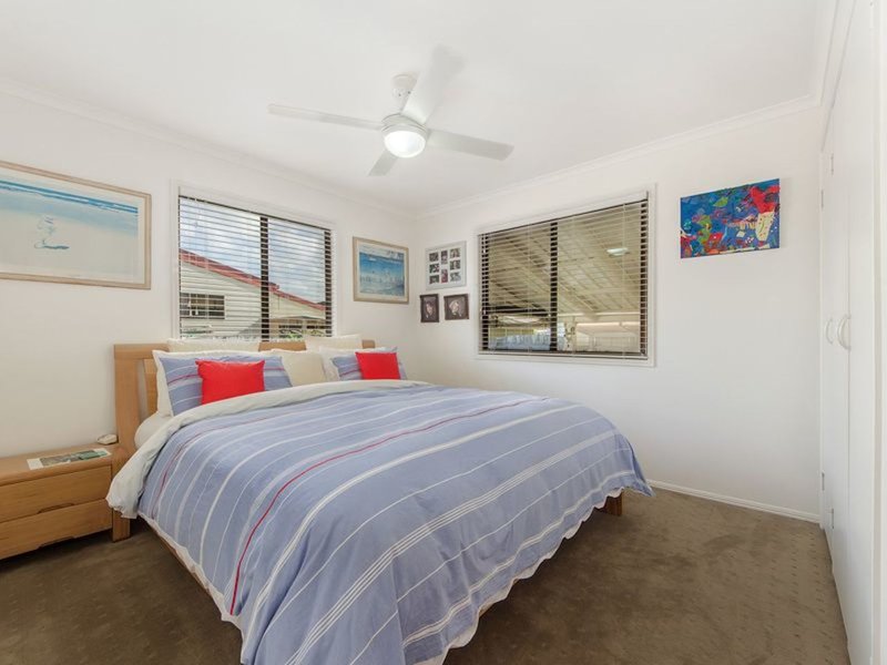 Photo - 96/3 Township Drive, Burleigh Heads QLD 4220 - Image 7