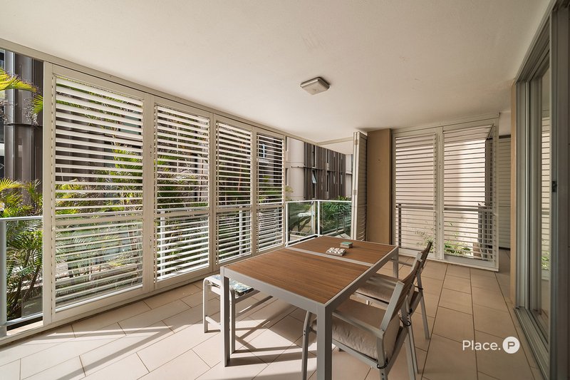 Photo - 9/65-69 Landsborough Avenue, Scarborough QLD 4020 - Image 16