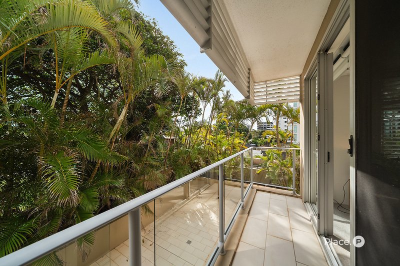 Photo - 9/65-69 Landsborough Avenue, Scarborough QLD 4020 - Image 20
