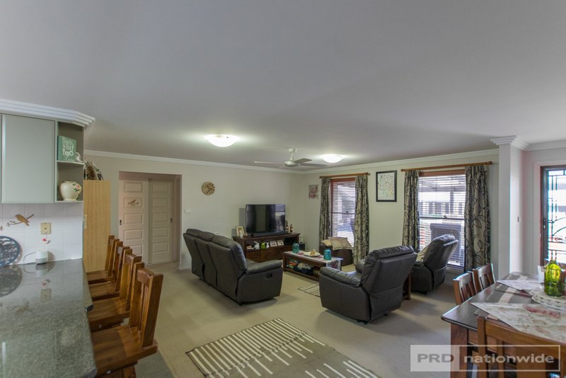 Photo - 9/65 Broughton Street, Tumut NSW 2720 - Image 3