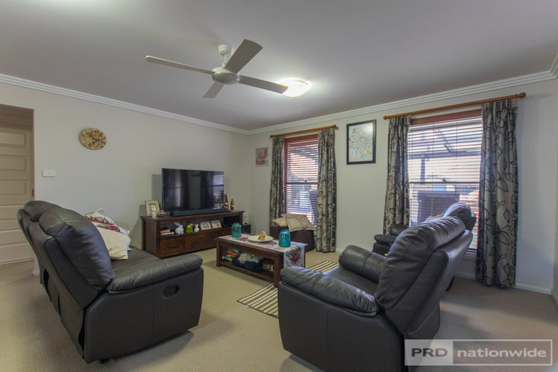 Photo - 9/65 Broughton Street, Tumut NSW 2720 - Image 4