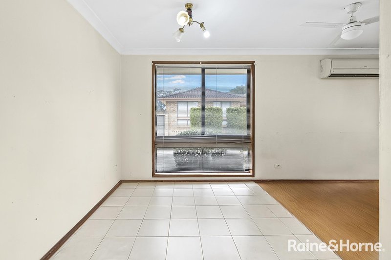 Photo - 9/65 Fuchsia Crescent, Macquarie Fields NSW 2564 - Image 7