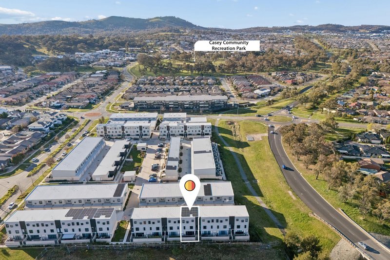 Photo - 96/60 Kingsland Parade, Casey ACT 2913 - Image 9