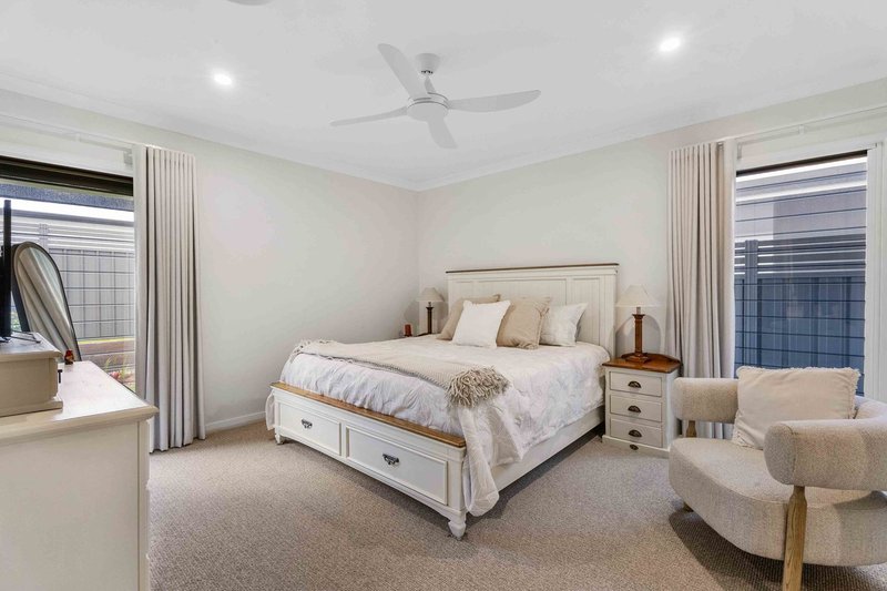 Photo - 96/77 Spring Way, Nikenbah QLD 4655 - Image 11