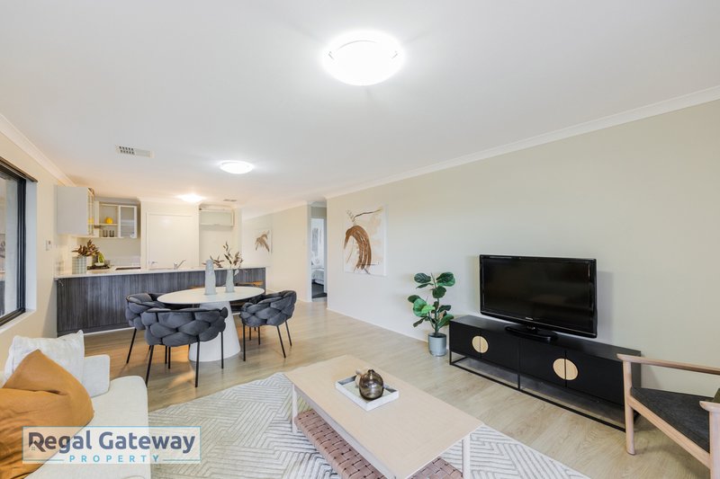 Photo - 96b Beauchamp Loop, Wellard WA 6170 - Image 2