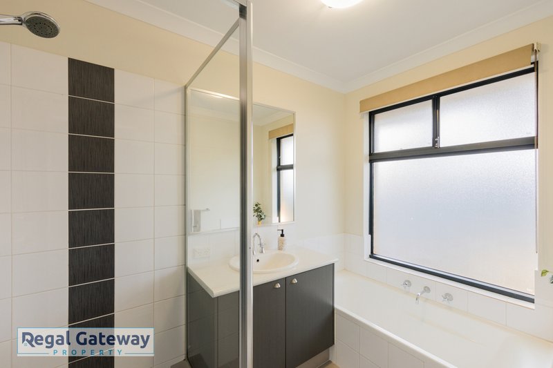 Photo - 96b Beauchamp Loop, Wellard WA 6170 - Image 10
