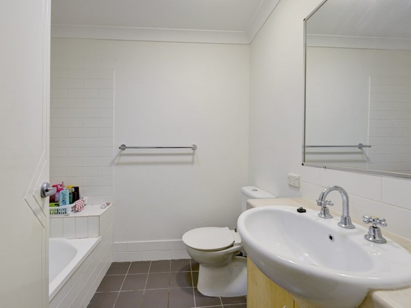 Photo - 9/7 Bowden Court, Nerang QLD 4211 - Image 4