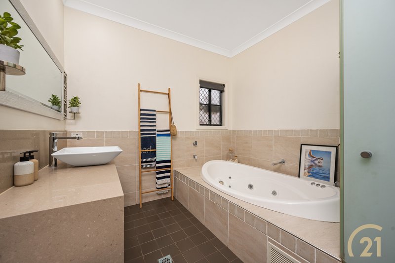 Photo - 97 Brenan Street, Smithfield NSW 2164 - Image 4