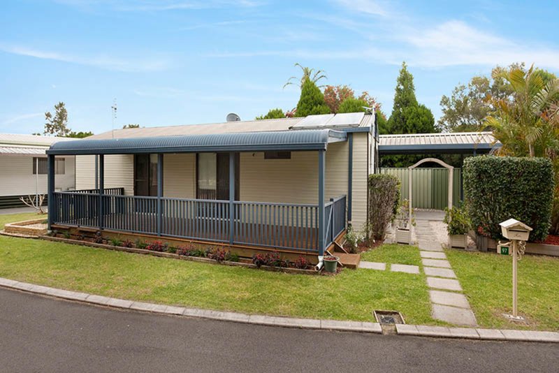 97 Casuarina Crescent, Kanahooka NSW 2530