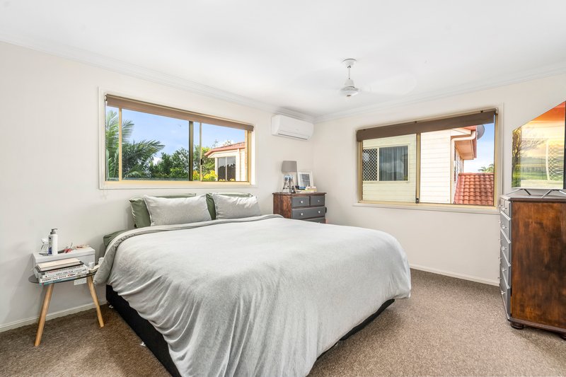 Photo - 97 Casuarina Drive, Elanora QLD 4221 - Image 14