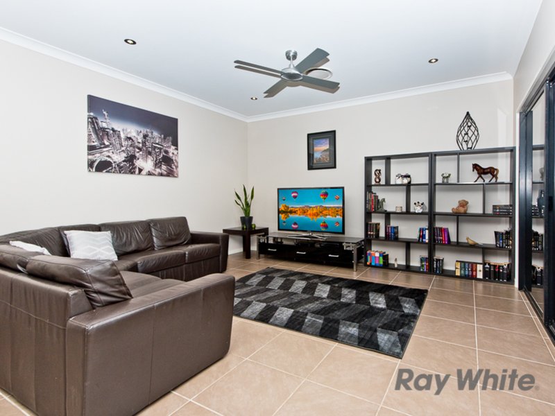 Photo - 97 Cootharaba Crescent, Warner QLD 4500 - Image 6