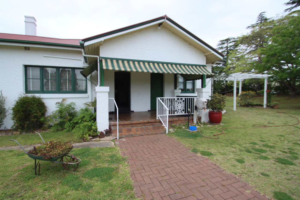 4-bedroom house at 97 Cowper Street, Tenterfield, NSW 2372, Tenterfield, New South Wales