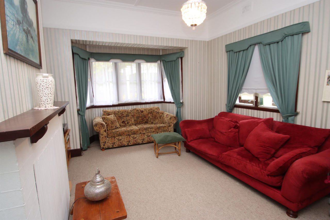 4-bedroom house at 97 Cowper Street, Tenterfield, NSW 2372, Tenterfield, New South Wales