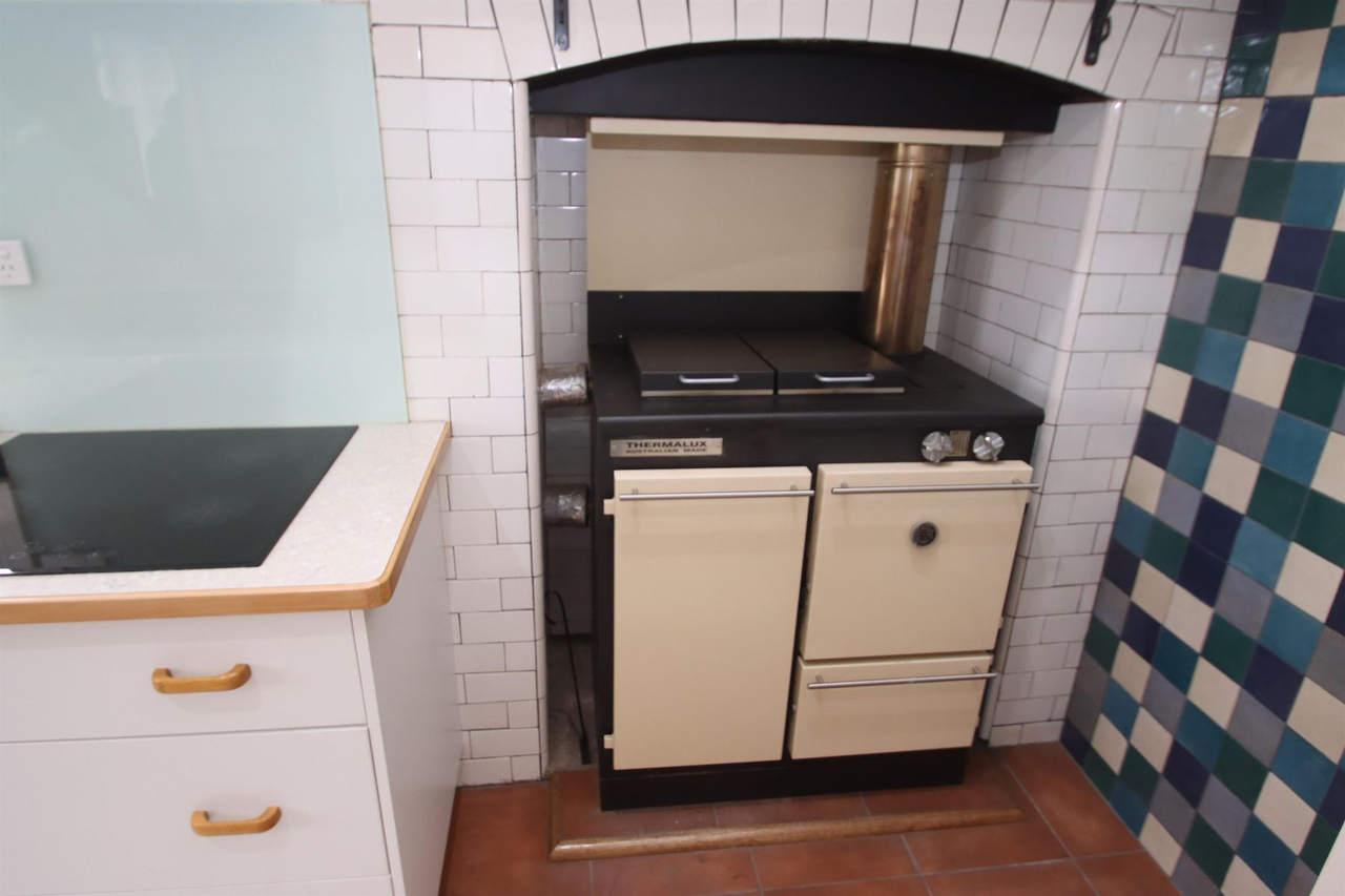 4-bedroom house at 97 Cowper Street, Tenterfield, NSW 2372, Tenterfield, New South Wales