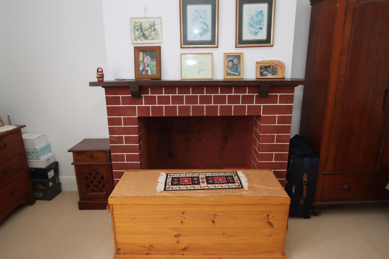 4-bedroom house at 97 Cowper Street, Tenterfield, NSW 2372, Tenterfield, New South Wales