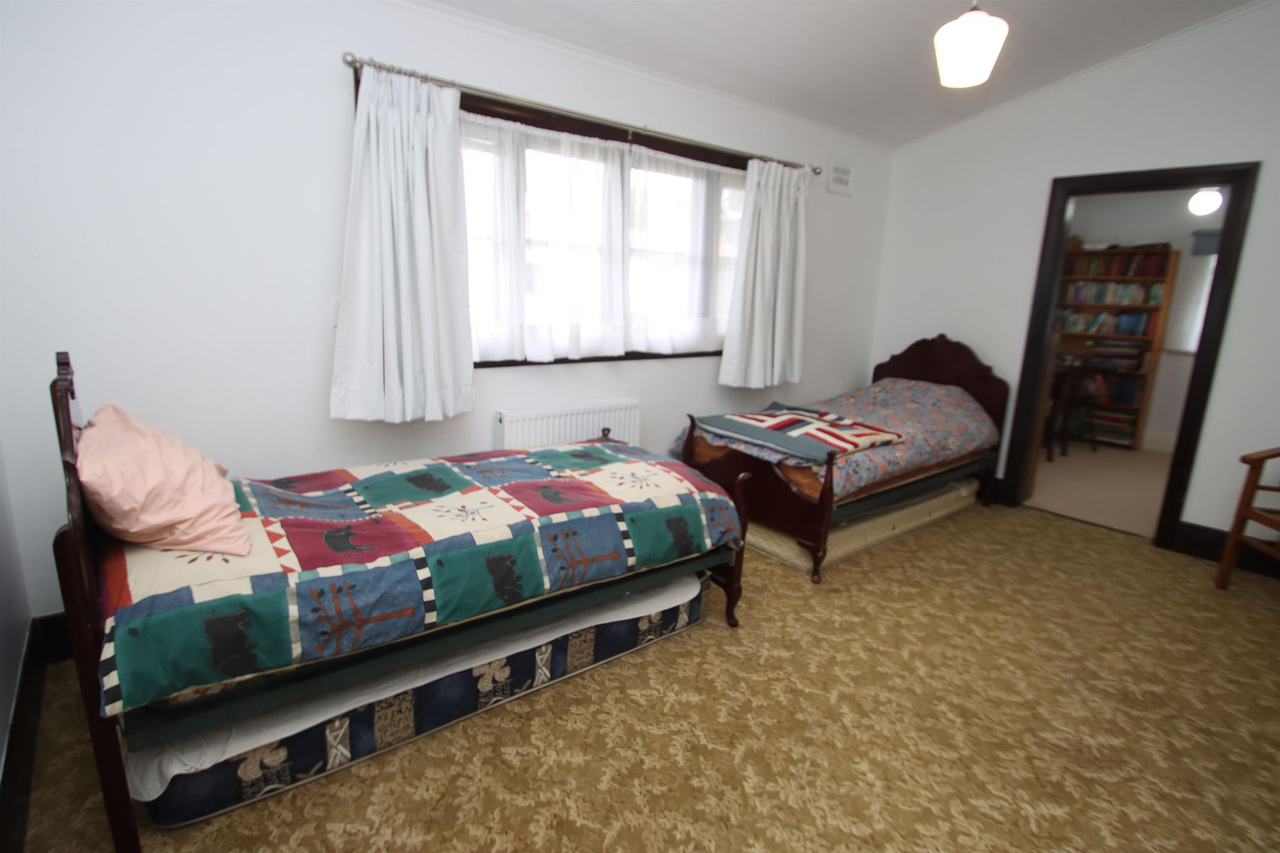 4-bedroom house at 97 Cowper Street, Tenterfield, NSW 2372, Tenterfield, New South Wales