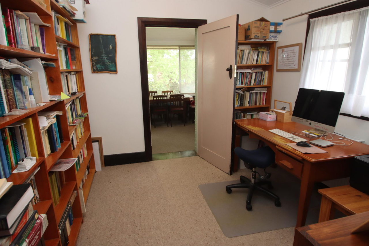 4-bedroom house at 97 Cowper Street, Tenterfield, NSW 2372, Tenterfield, New South Wales