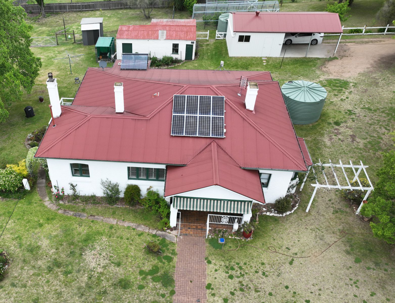 4-bedroom house at 97 Cowper Street, Tenterfield, NSW 2372, Tenterfield, New South Wales