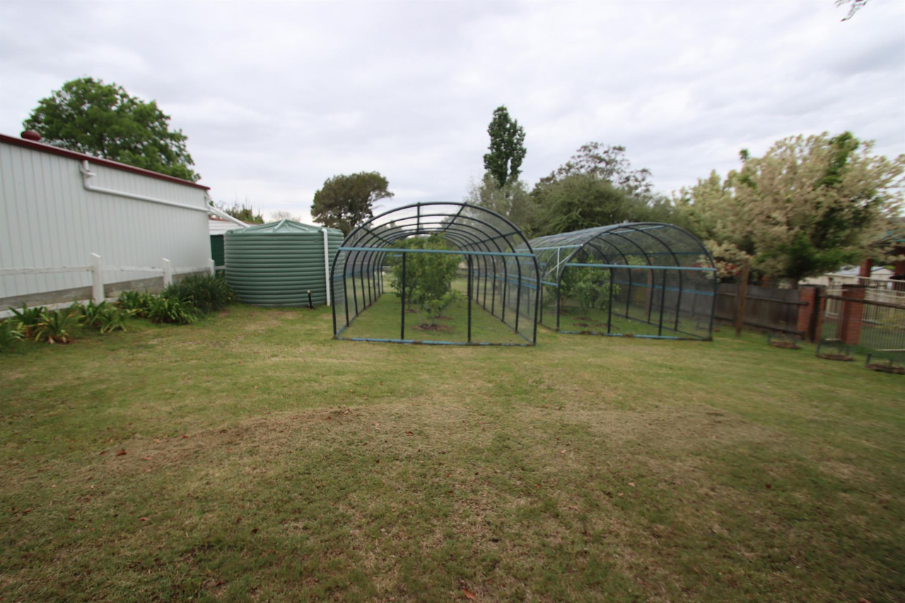 4-bedroom house at 97 Cowper Street, Tenterfield, NSW 2372, Tenterfield, New South Wales