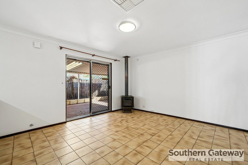 Photo - 97 Dorothy Street, Gosnells WA 6110 - Image 9