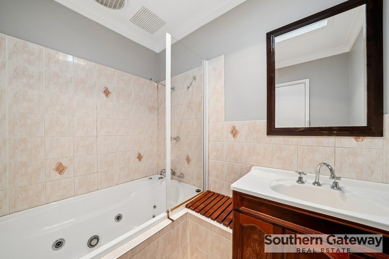 Photo - 97 Dorothy Street, Gosnells WA 6110 - Image 13