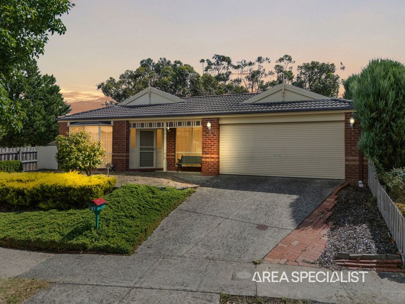 97 Ebony Drive, Pakenham VIC 3810