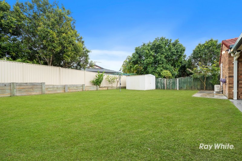 Photo - 97 Federation Drive, Hillcrest QLD 4118 - Image 15