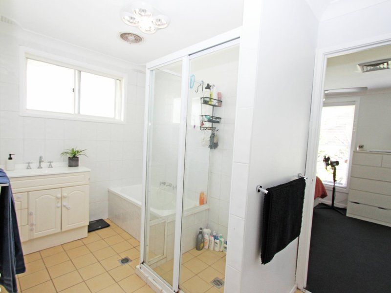 Photo - 97 Greenbank Drive, Werrington Downs NSW 2747 - Image 9