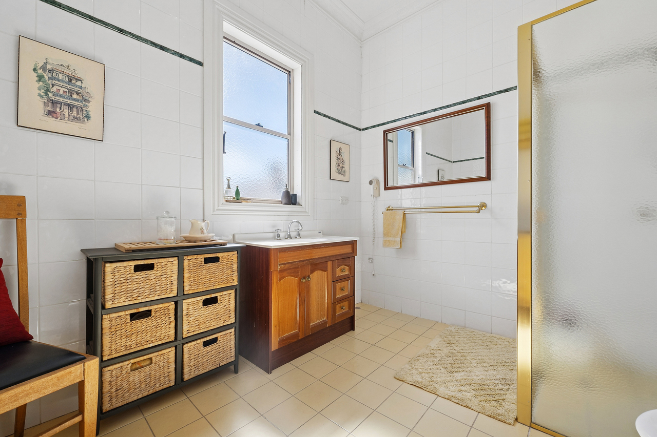 9-bedroom house at 97-99 KIEWA STREET, Manildra NSW 2865, Cabonne, New South Wales