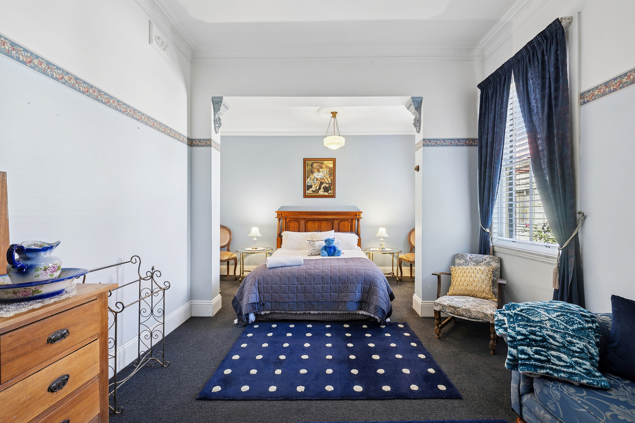 9-bedroom house at 97-99 KIEWA STREET, Manildra NSW 2865, Cabonne, New South Wales