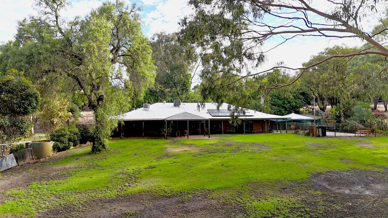 Photo - 97 Lee-Steere Drive, Mariginiup WA 6078 - Image 2