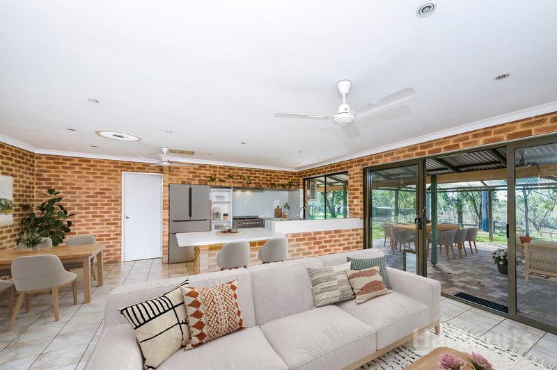 Photo - 97 Lee-Steere Drive, Mariginiup WA 6078 - Image 5