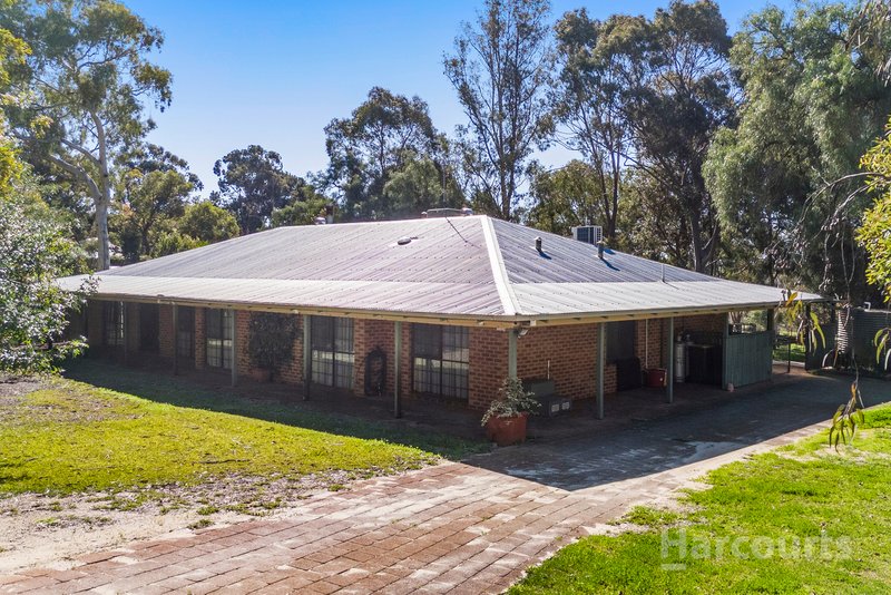 Photo - 97 Lee-Steere Drive, Mariginiup WA 6078 - Image 11