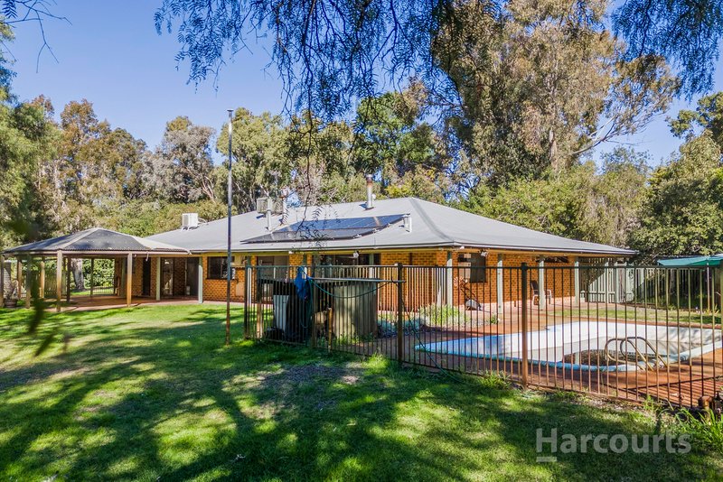 Photo - 97 Lee-Steere Drive, Mariginiup WA 6078 - Image 12