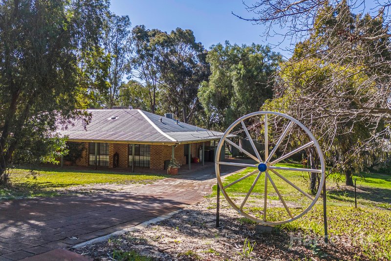 Photo - 97 Lee-Steere Drive, Mariginiup WA 6078 - Image 22