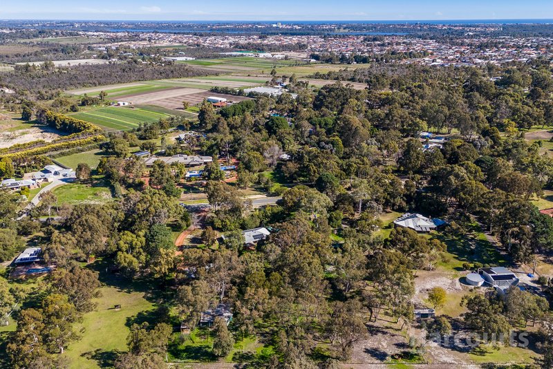 Photo - 97 Lee-Steere Drive, Mariginiup WA 6078 - Image 30