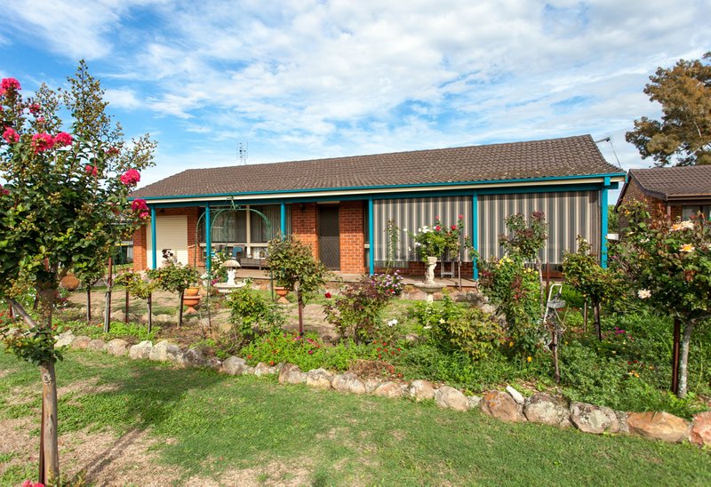 Photo - 97 Macquarie Ave , Cessnock NSW 2325 - Image 14