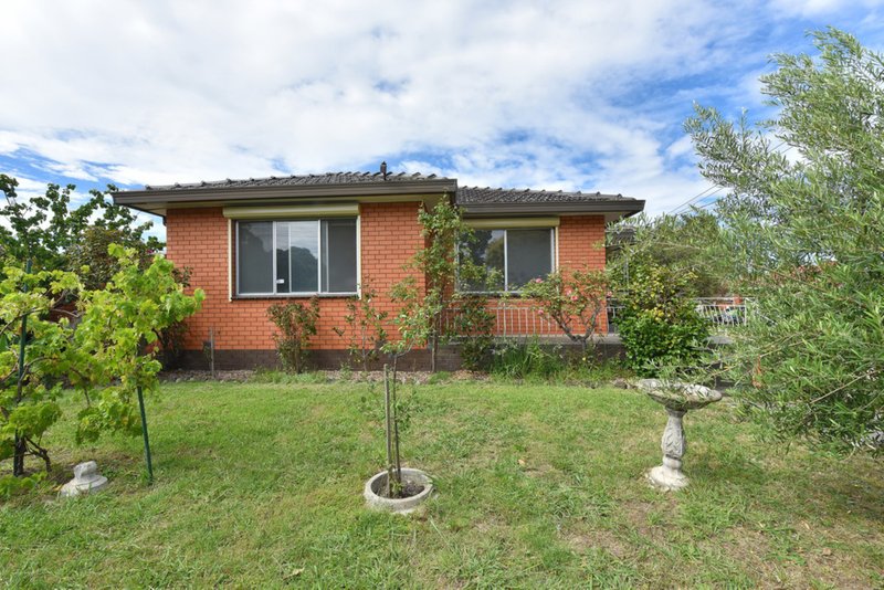 Photo - 97 Main Street, Thomastown VIC 3074 - Image 2