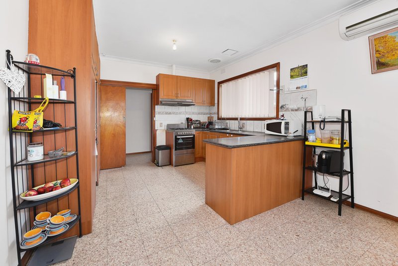 Photo - 97 Main Street, Thomastown VIC 3074 - Image 3