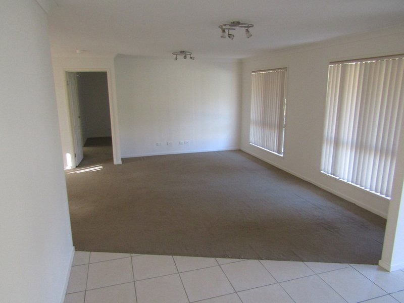 Photo - 97 Meridian Way, Beaudesert QLD 4285 - Image 4