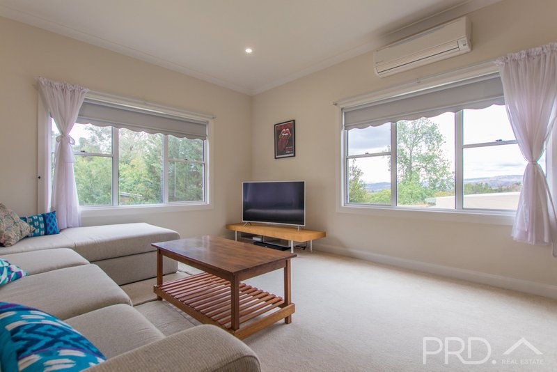 Photo - 97 Merivale Street, Tumut NSW 2720 - Image 8