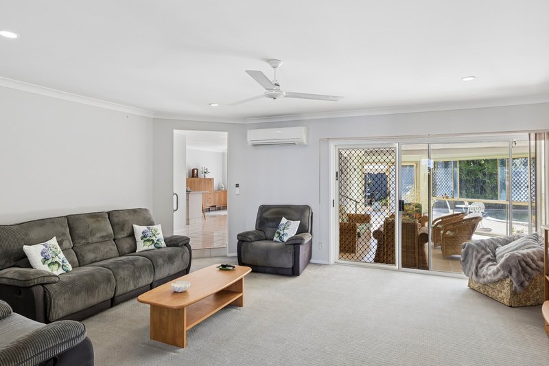 Photo - 97 Monterey Keys Drive, Helensvale QLD 4212 - Image 7