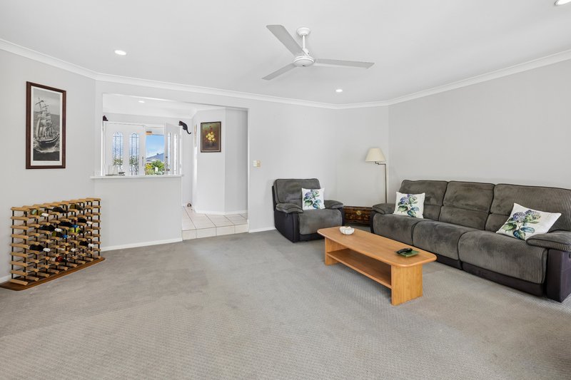 Photo - 97 Monterey Keys Drive, Helensvale QLD 4212 - Image 8