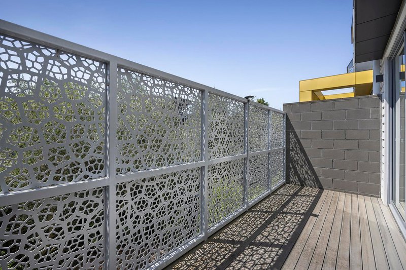 Photo - 97 Nickson Street, Bundoora VIC 3083 - Image 10
