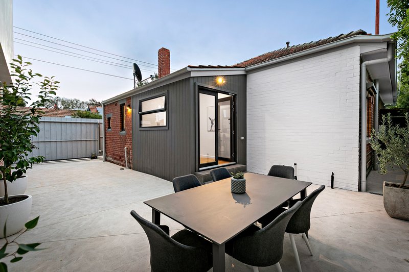 Photo - 97 O'Hea Street, Coburg VIC 3058 - Image 12